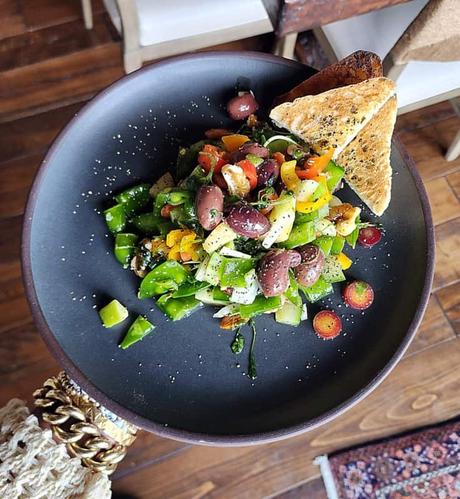 Anti-Inflammatory Raw Veggie Salad