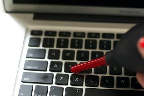 How to Clean Laptop Keyboard? How-to-Clean-Laptop-Keyboard