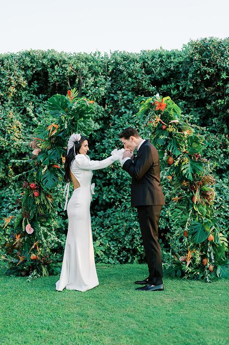 chic-tropical-wedding-in-athens-colorful-blooms_22
