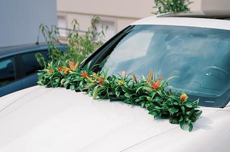 chic-tropical-wedding-in-athens-colorful-blooms_17