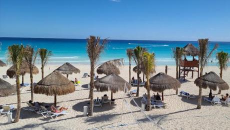 A Dreamy Beach in Cancun