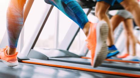 How Many Calories Does the Treadmill Machine Burn and How to Burn More