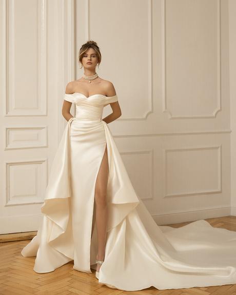 eva lendel wedding dresses 2023 simple sweetheart neckline off the shoulder with slit lea