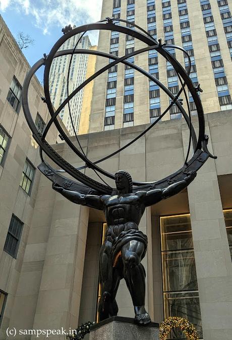 New York Nagaram !!  -  Atlas statue !!!