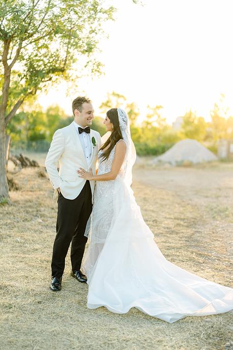 fairytale-summer-wedding-athens-impressive-white-flowers_01