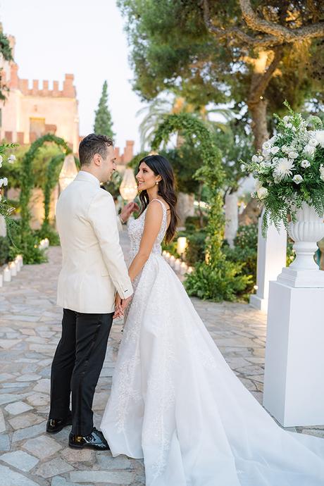 fairytale-summer-wedding-athens-impressive-white-flowers_92