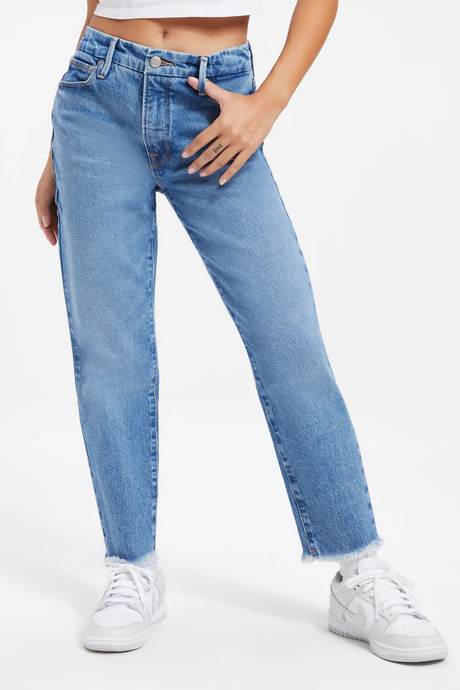 How Do Good American Jeans Fit? A Fit and ‘Fit Guide