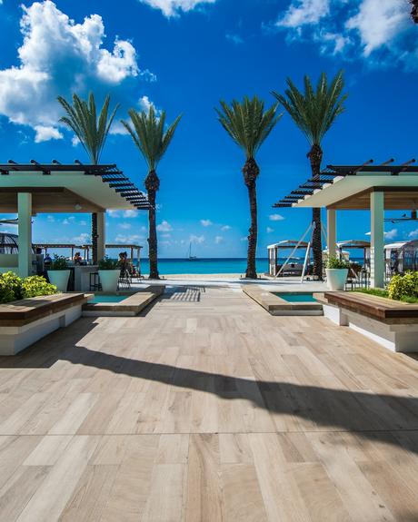 Cayman Island Honeymoon: Travel Tips + Best Resorts