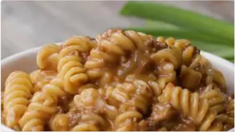 Image: RECIPE: One-Pot Cheeseburger Pasta