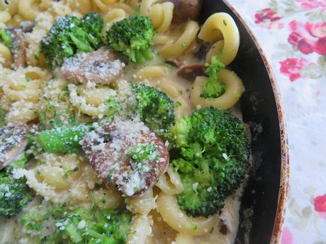 Mushroom Broccoli Pasta