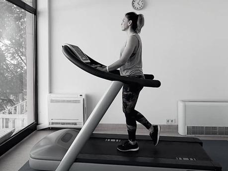 Benefits of Treadmill Walking - Burn More Calories