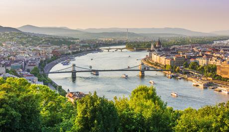 Discover the Enchanting Charm of Europe: 20 Most Beautiful Cities You Must Visit! Budapest, Hungary