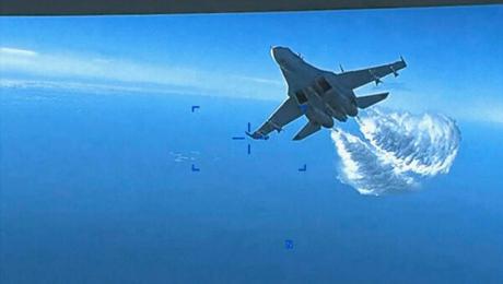 U.S. releases video of Russian jet dumping fuel on its drone U.S. releases video of Russian jet dumping fuel on its drone