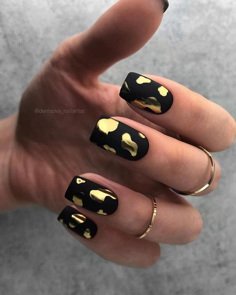 black and gold wedding nails matte and chrome denisova_nailartist