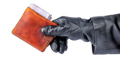 Wallet thief connected to four other robberies