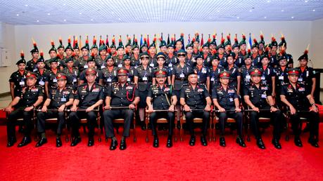 First Group of Army Women De-miners Receive Insignia from Army Chief