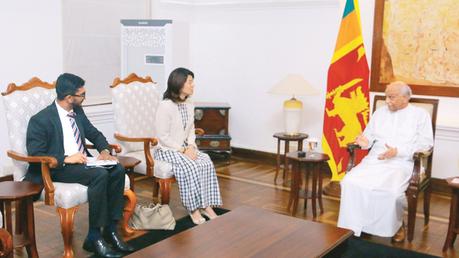 Prime Minister Dinesh Gunawardena and UNDP Resident Representative  Azusa Kubota in discussions.