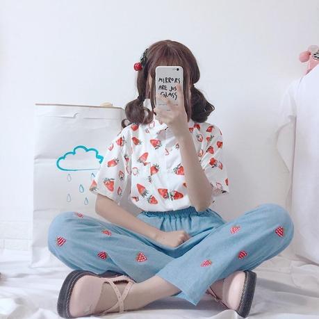 The Kawaii Jeans Look: How to Rock Cute Jeans with Style The Kawaii Jeans Look: How to Rock Cute Jeans with Style