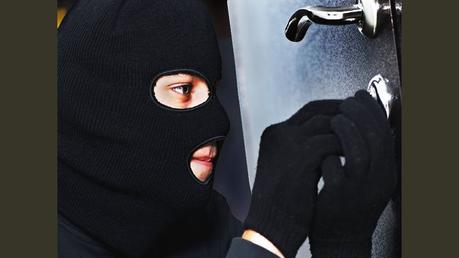 Gemstones, cash  stolen from temple