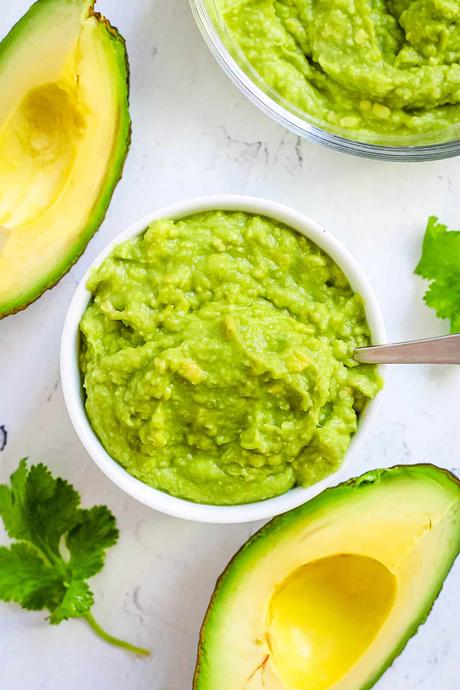 Avocado Puree (Homemade Baby Food)