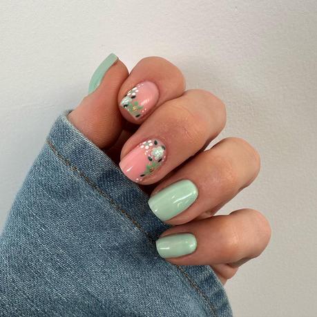 10+ Creative Sage Green Nail Ideas Everyone Will Envy