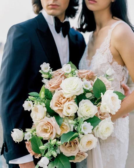 popular wedding flowers roses for bridal bouquets