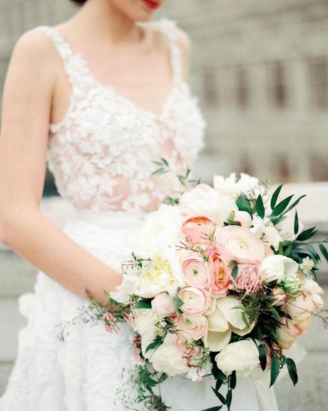 popular-wedding-flowers bridal bouquet with ranunculus