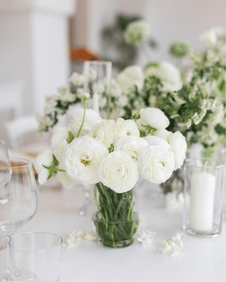 popular wedding flowers white ranunculus table florisitcs