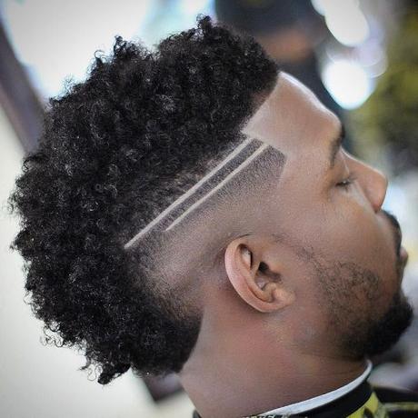 15 Low Taper Fade Curly Hair Styles for Men