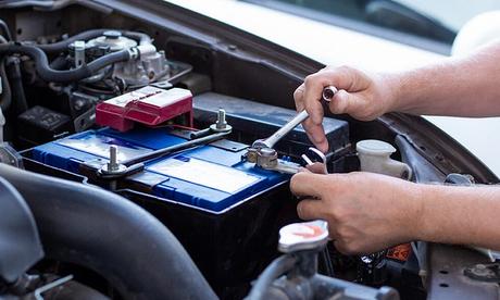 Is It Risky To Jump Starting A Car With The Dead Battery?