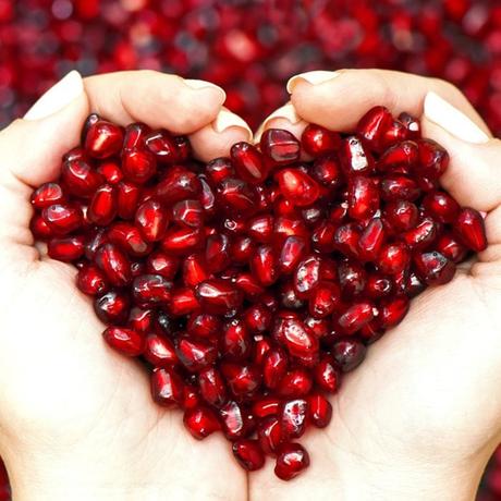 How to Get Health Benefits from Pomegranates