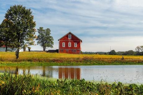 What Landowners Should Know About Pole Barn Homes