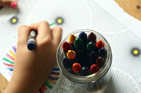 Image: Child Coloring, by Aline Ponce | ponce_photography