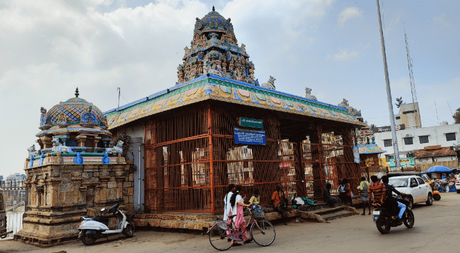 Kumbakonam Diaries: Sacred Trails, Streetscapes and more….