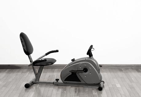 Recumbent Bike vs. Upright Bike: Pros, Cons, and Which One is Best for You?