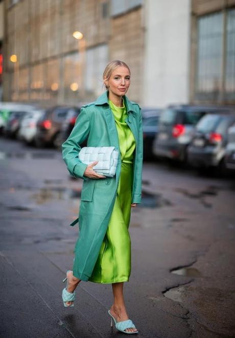 Makeup That Goes With a Light Green Outfit: 5 Tips & Looks