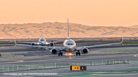 Boeing 737-800, United Airlines