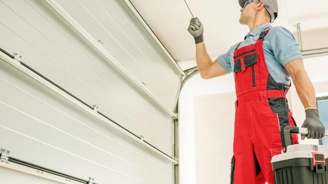 Everything You Need to Know About Commercial Garage Door Installation