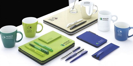 Transform Your Boring Office into a Beautiful Workspace with Printed Products Transform Your Boring Office into a Beautiful Workspace with Printed Products