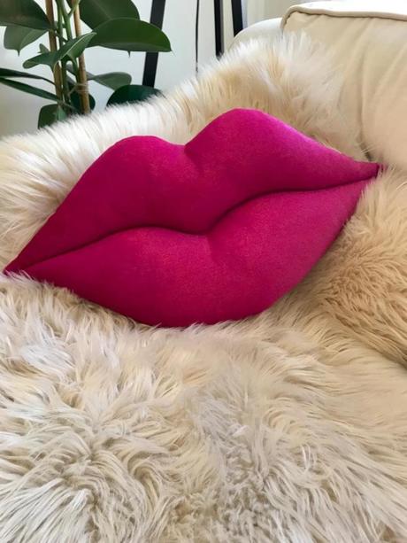 The Coolest Trends for the Power of Hot Pink Aesthetic