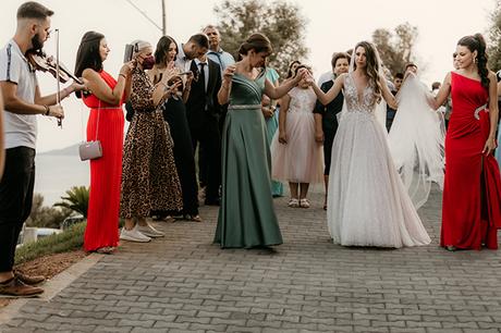 Lovely summer wedding in Euvoia with white blooms and pampas grass │ Angeliki & Nikos lovely-summer-wedding-euvoia-white-blooms-pampas-grass_15