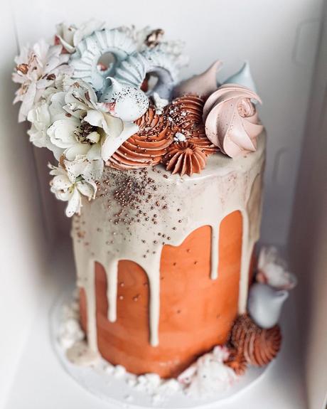 rust wedding cakes unique