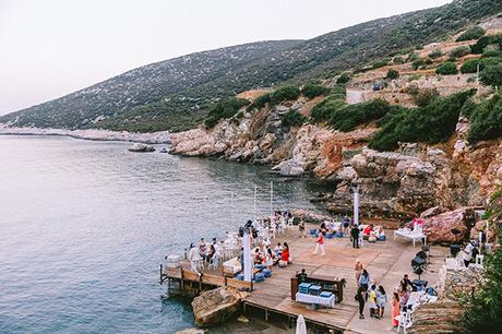 Modern summer wedding in Sifnos with bougainvillea in fuchsia hues │ Demetra & Panayiotis modern-summer-wedding-sifnos-bougainvillea-fuchsia-hues_61