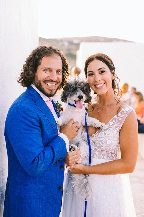 Modern summer wedding in Sifnos with bougainvillea in fuchsia hues │ Demetra & Panayiotis modern-summer-wedding-sifnos-bougainvillea-fuchsia-hues_05x