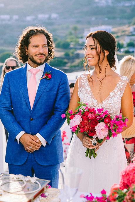Modern summer wedding in Sifnos with bougainvillea in fuchsia hues │ Demetra & Panayiotis modern-summer-wedding-sifnos-bougainvillea-fuchsia-hues_38