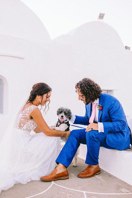 Modern summer wedding in Sifnos with bougainvillea in fuchsia hues │ Demetra & Panayiotis modern-summer-wedding-sifnos-bougainvillea-fuchsia-hues_05
