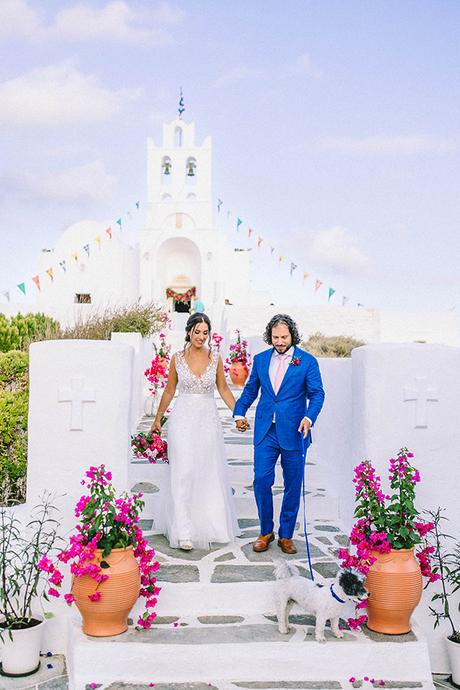 Modern summer wedding in Sifnos with bougainvillea in fuchsia hues │ Demetra & Panayiotis modern-summer-wedding-sifnos-bougainvillea-fuchsia-hues_46
