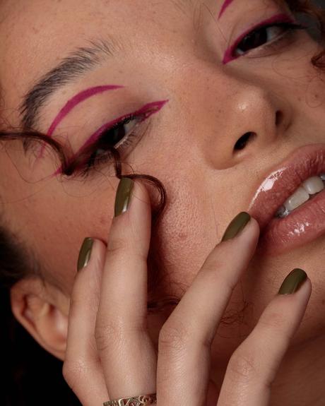 Olive Green Nail Inspo For The Tan Skin