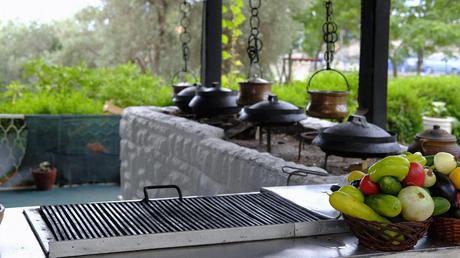 How to Create The Perfect Outdoor Kitchen: The Ultimate Guide