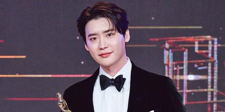 Lee Jong Suk most famous Korean Actor